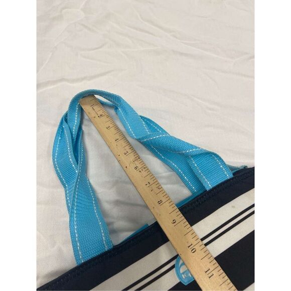Igloo lunch tote black blue stripes 8x14” zipper and insulated - Picture 5 of 7